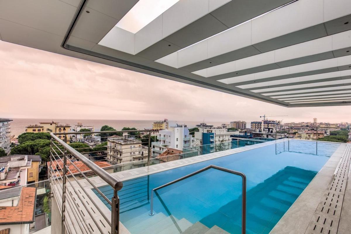 Sunrise Palace Лідо-ді-Єзоло Екстер'єр фото